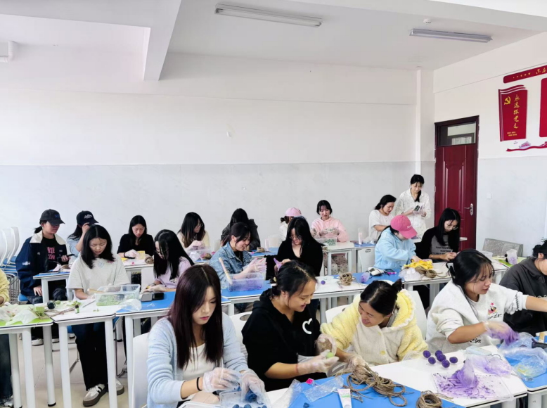 屏幕截图 2025-10-28 195051.png
