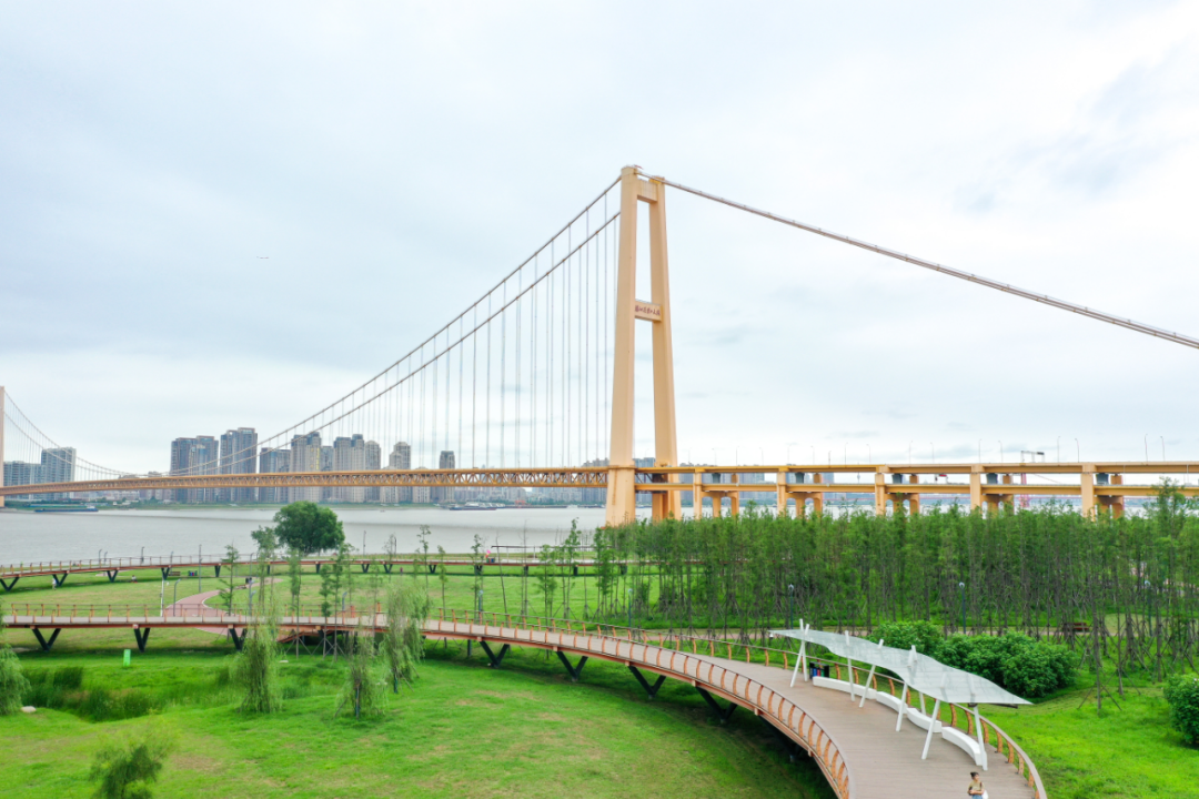 武汉洪山江滩上新,成了最新的网红打卡地