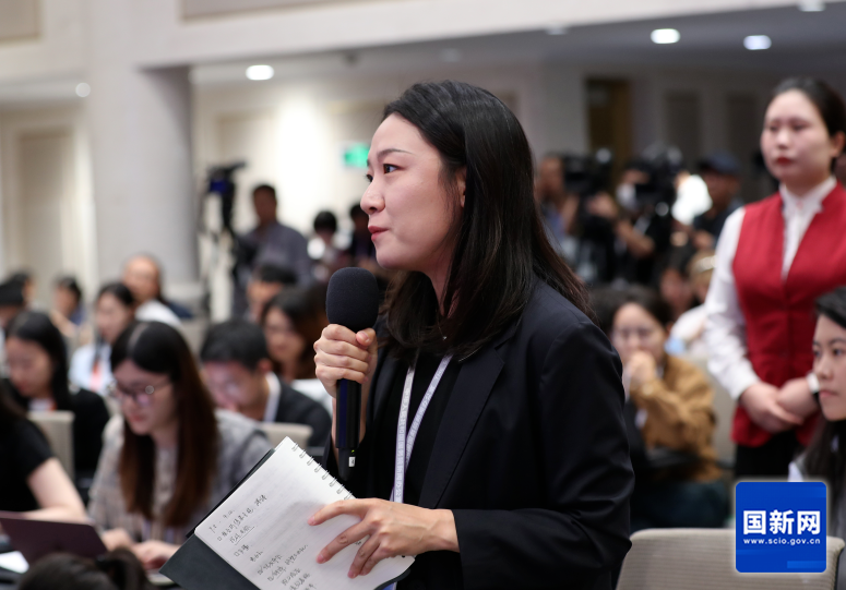 中央广播电视总台央广网记者提问（刘健 摄）