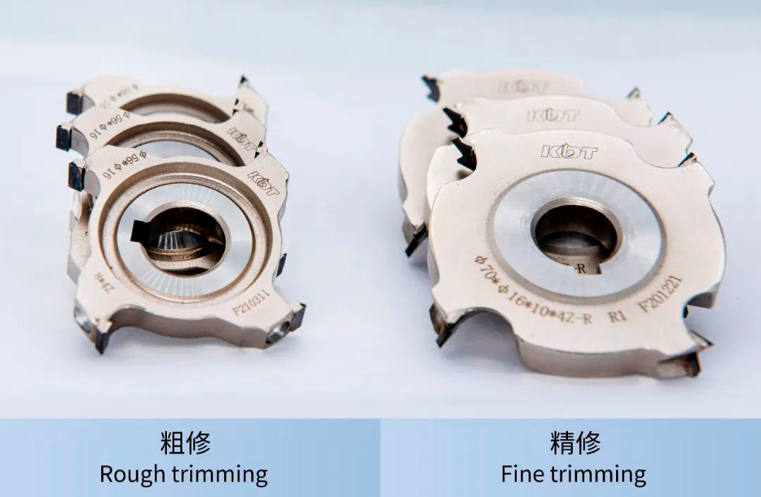 ����ľ����е