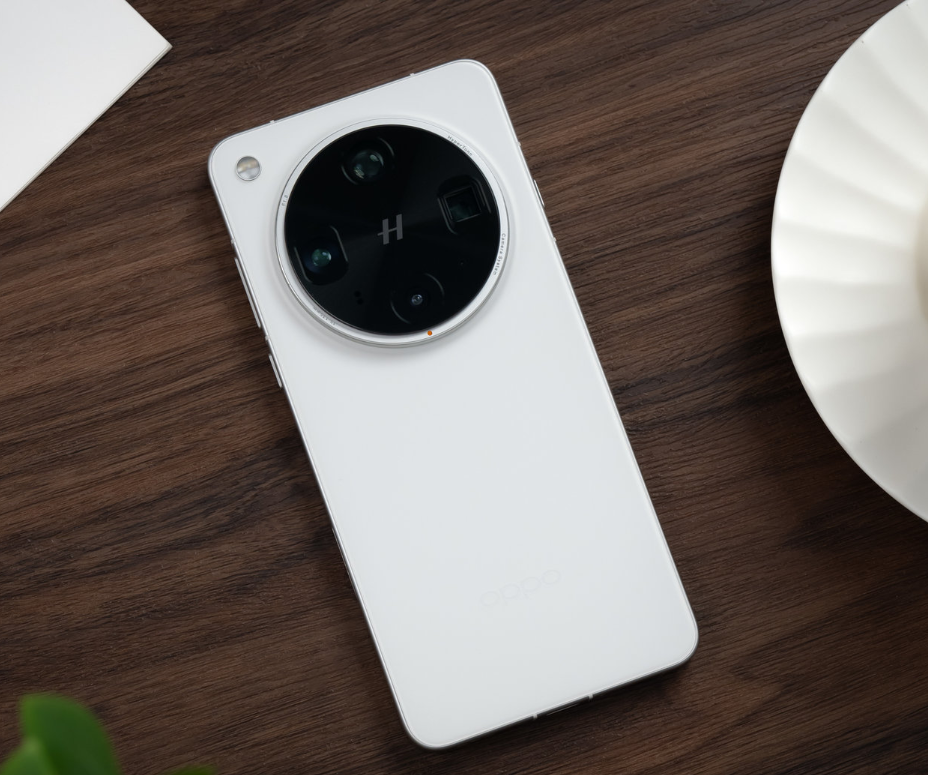 旗舰机大战提前打响！小米17 Ultra本月底登场，OPPO Find X9 Ultra紧随其后，这些超大杯值得等