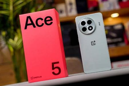 2025国补后，4款“销量暴涨”的手机，近乎“无差评”