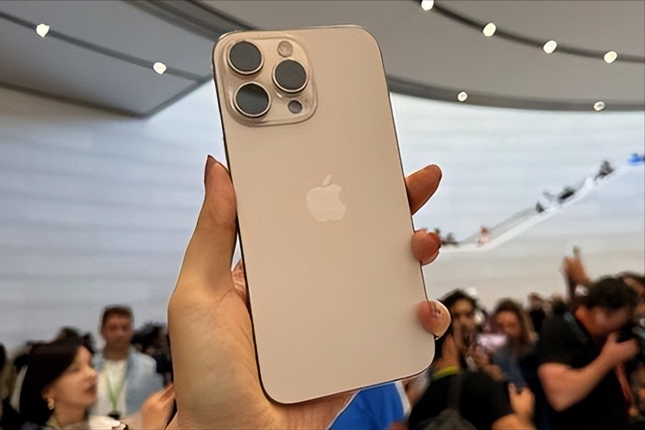 苹果手机别乱买，这3款价格已经“大跳水”，入手轻松用五年