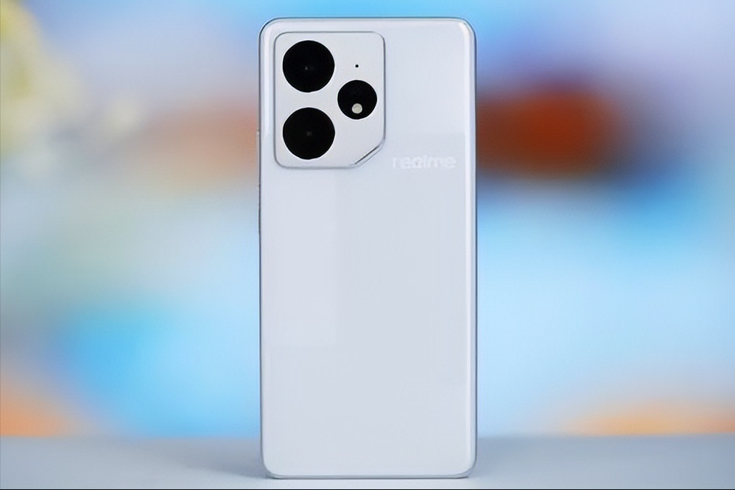 2025“续航最佳”的3款手机，都是“高配低价”