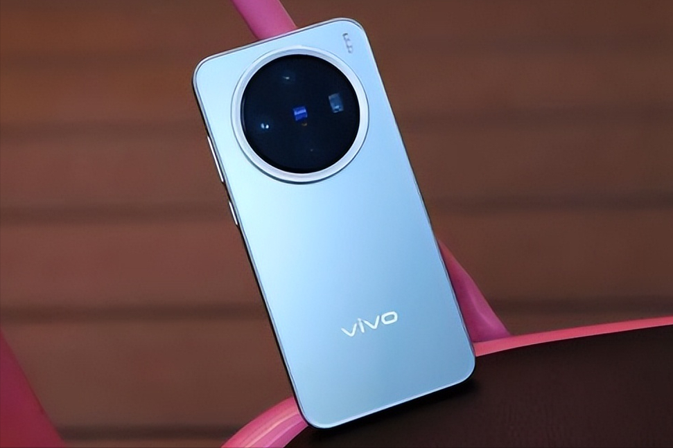 2025“不踩坑”的4款旗舰手机