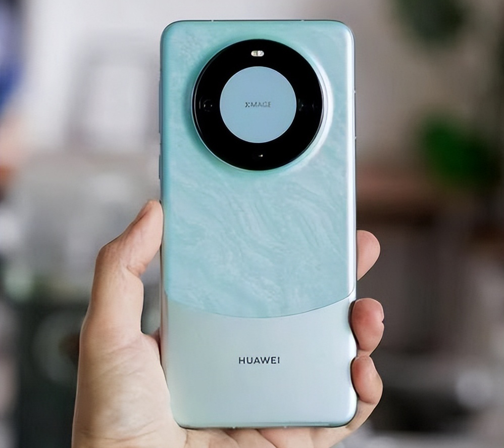 换手机建议别太抠搜，目前这4款值得入手，一步到位用6年