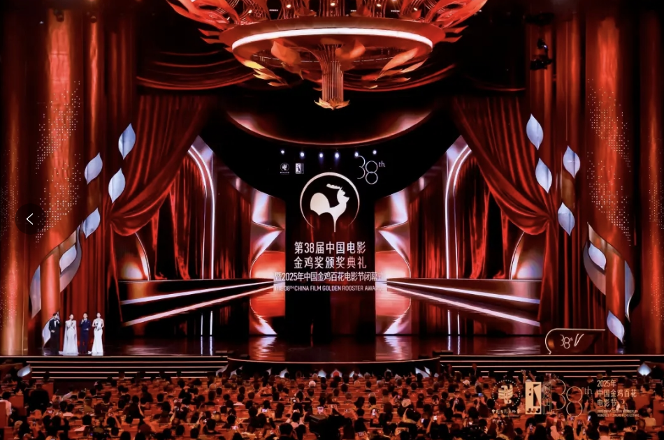 宋佳金鸡奖影后,宋佳二封金鸡影后！《好东西》成第38届金鸡奖最大赢家。