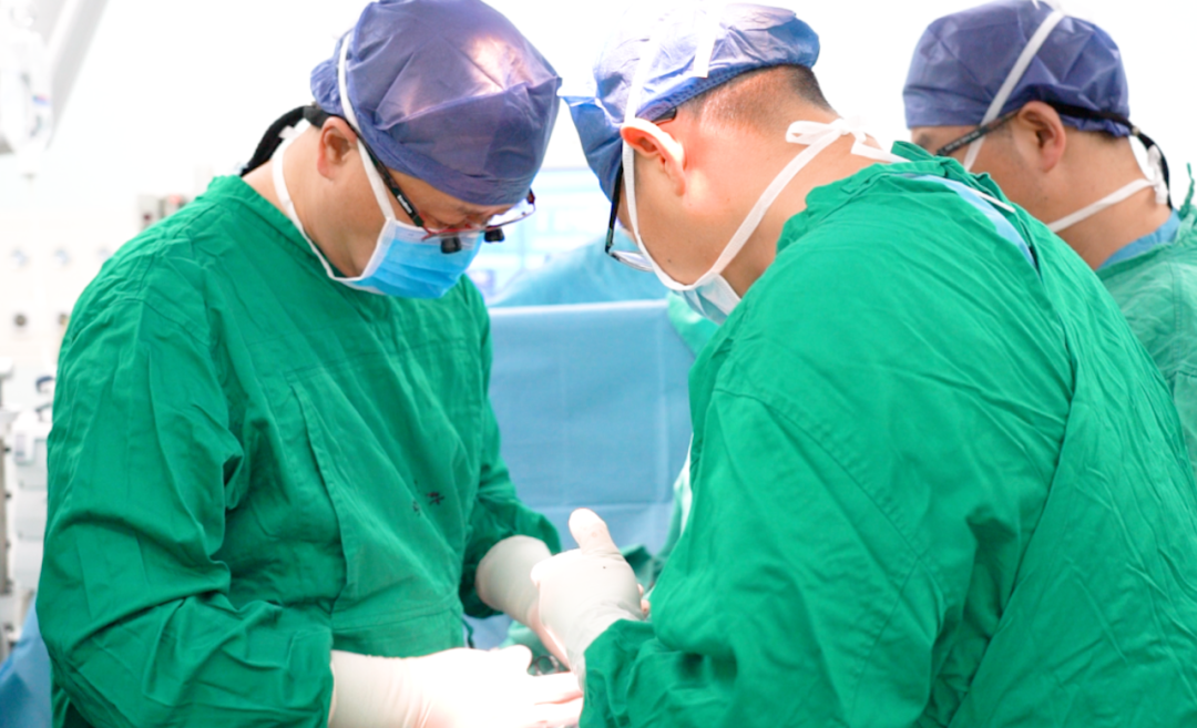 病床怎么拆从病床答辩到生死“拆弹”：23岁马凡综合征患者双线突围_https://www.jmylbn.com_新闻资讯_第7张