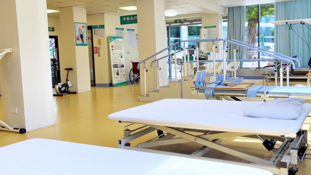 电针理疗是什么中医理疗与现代康复，助力面神经受损痊愈！_https://www.jmylbn.com_新闻资讯_第21张