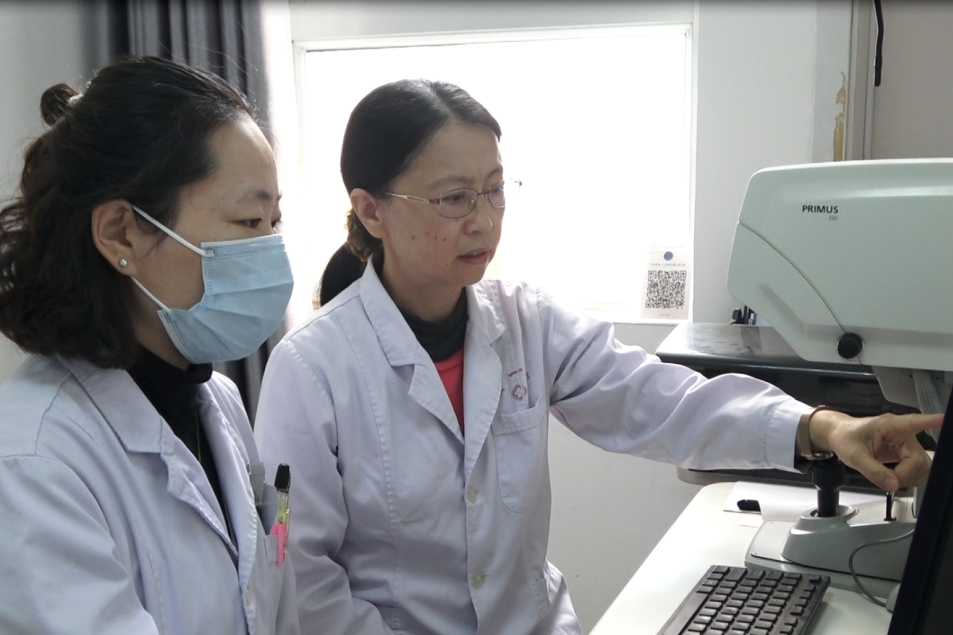 眼底激光机有什么牌子【特色诊疗】免散瞳、成像快，这种“相机”让眼底病变无所遁形_https://www.jmylbn.com_新闻资讯_第15张