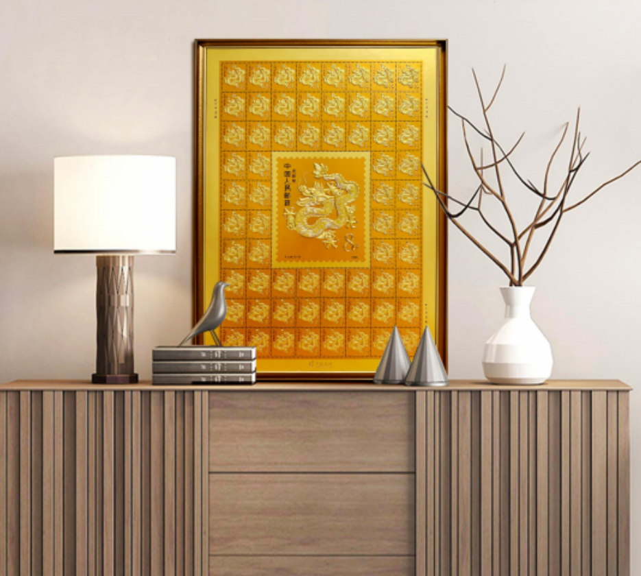 中国邮政甲辰龙年足金邮票重磅来袭！龙腾四海，收藏圈坐不住了！