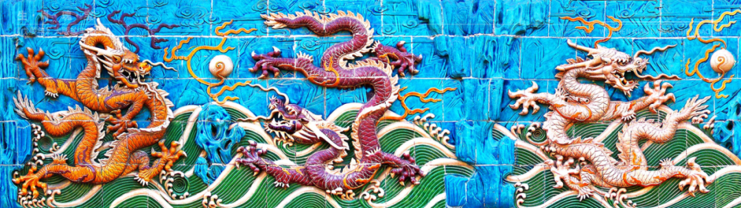 中国邮政甲辰龙年足金邮票重磅来袭！龙腾四海，收藏圈坐不住了！