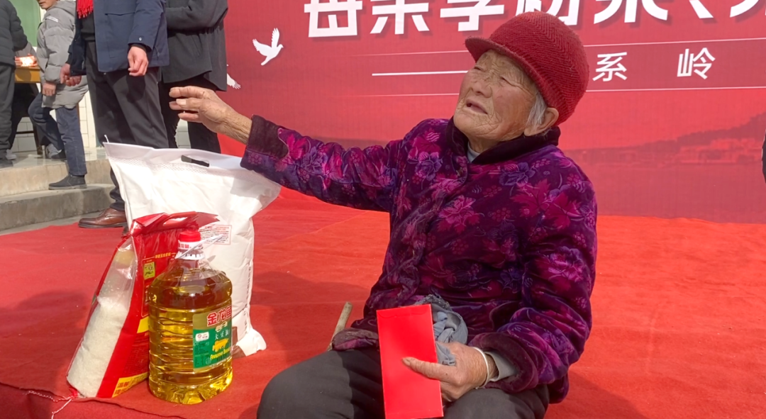 情系家乡，寿年神泉投资人张宾，回馈乡亲暖人心！