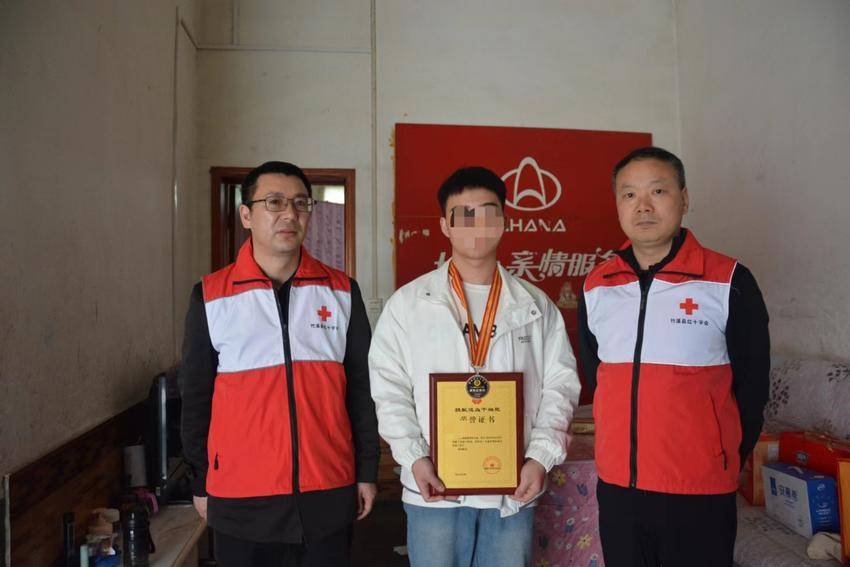 我县00后大学生成功捐献造血干细胞