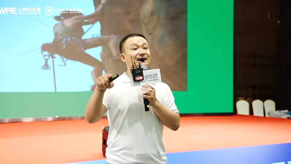 【研习院单词课】单词课上令我印象深刻的——不是孩子主动上台，而是......