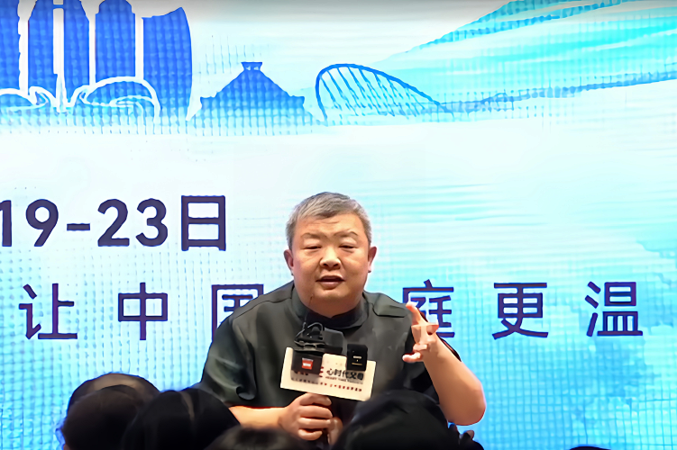 王纪琼院长在《导师班》的课堂里拒绝了学员的请求？