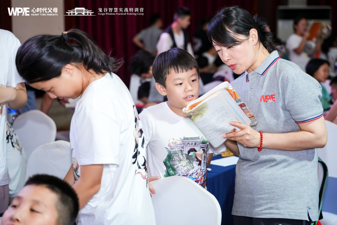 当孩子喊烦，不想待时，你的第一反应可能会耽误孩子的成长！