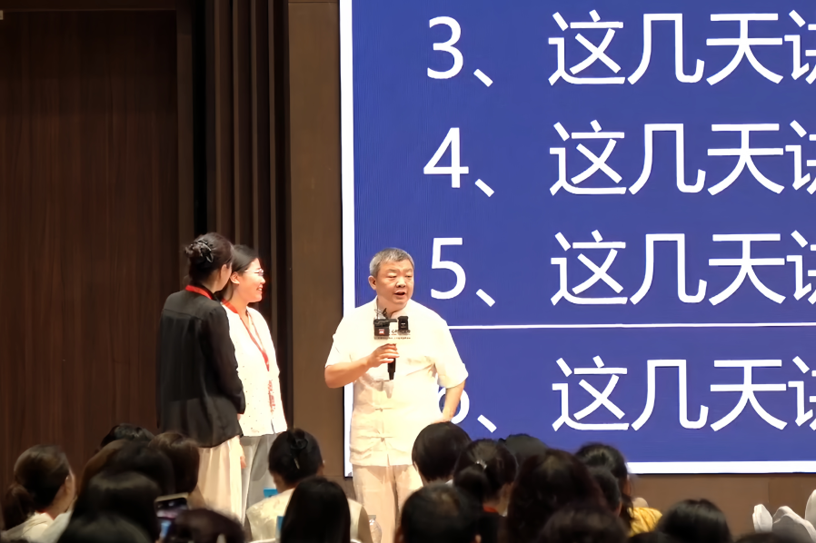 你的孩子不因你而存在：一位单身母亲的自我救赎与觉醒之路！