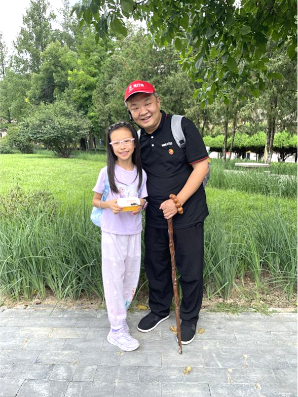 【咱们的故事】佳梅老师——从“冰封妈妈”到鲜活自己，我找到了觉醒与求助的力量