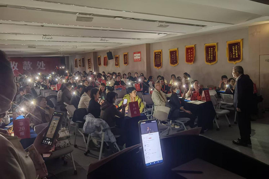 WPIE || 父母教育家 || 从深圳到北京，从清晨到深夜：王纪琼院长的179天不停歇日记！