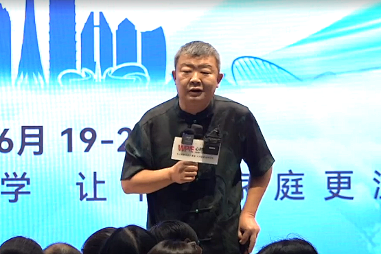 “写完最后2万字，我就离开!”王纪琼院长在《导师班》现场指导这位母亲如何扭转孩子的命运！