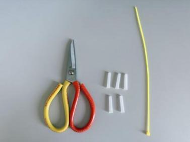 为什么要心电监护仪心电监护仪的导联线老打结？原来用输液器排气帽+扎带就能解决问题！_https://www.jmylbn.com_新闻资讯_第2张