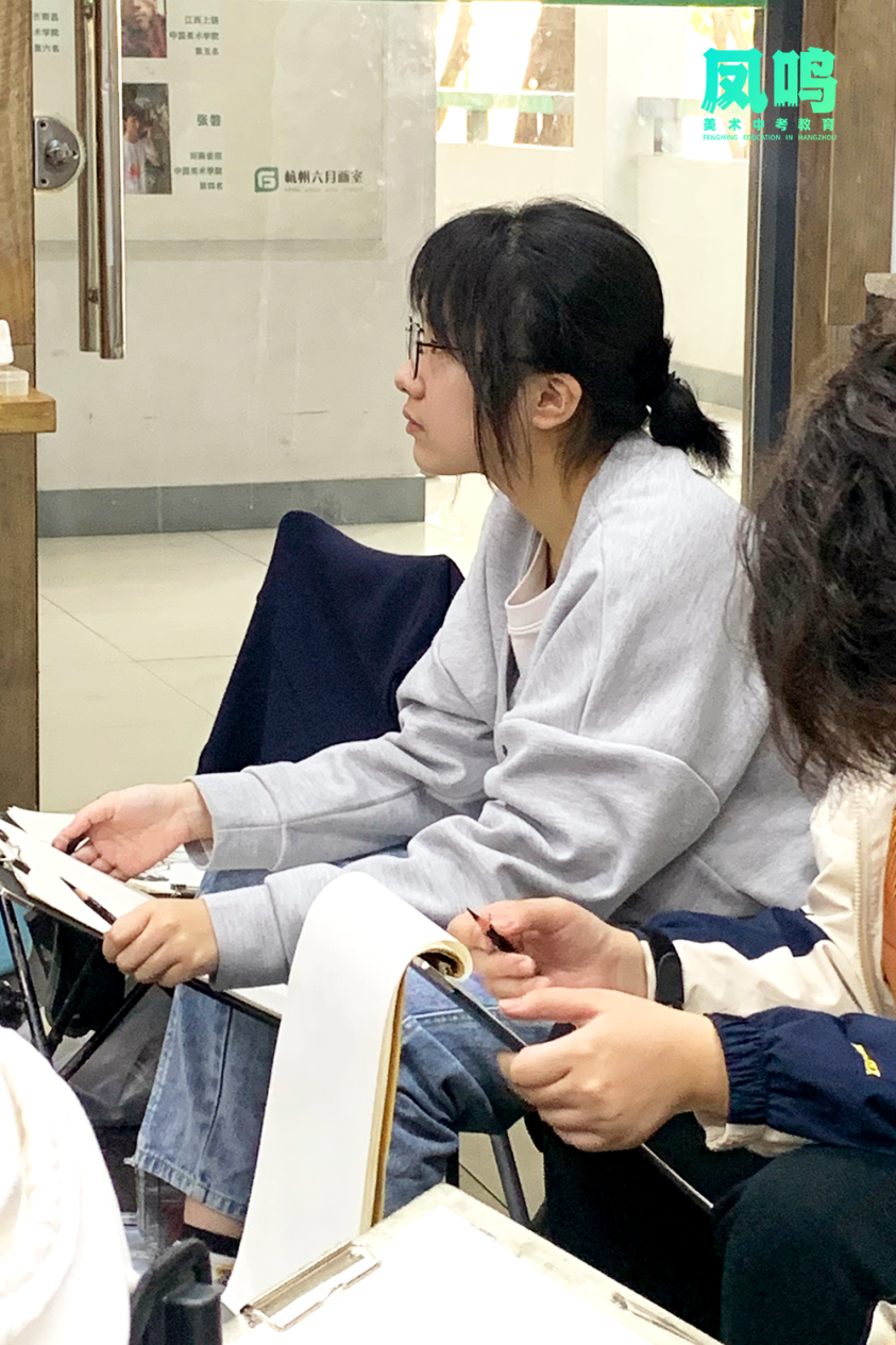 美院附中班陈同学为自己的梦想而战让我们顶峰相见