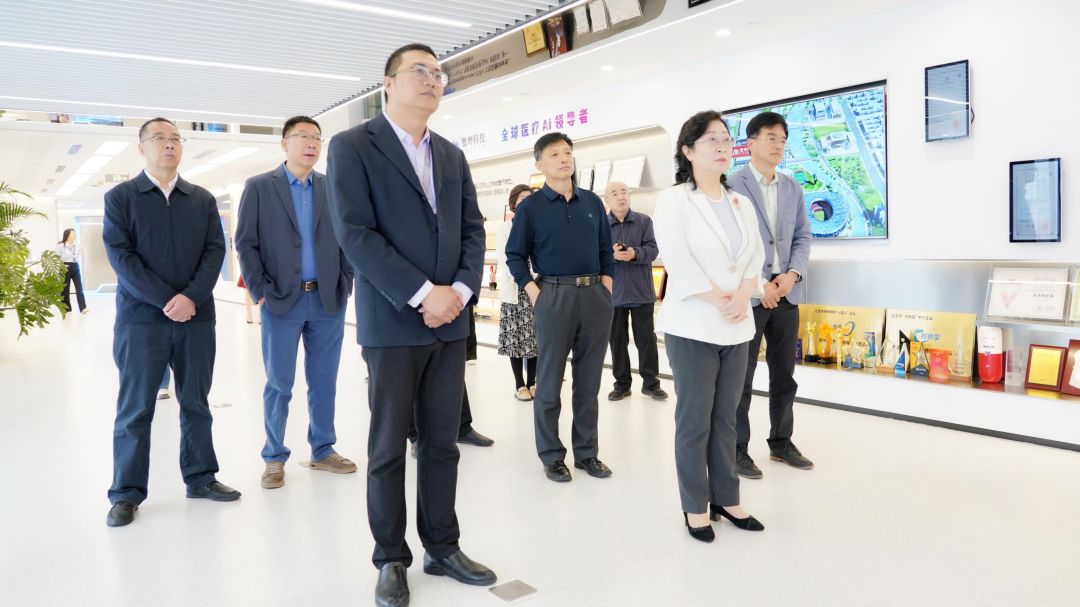 20240428闫傲霜主委赴数坤科技股份有限公司调研1-1200.jpg