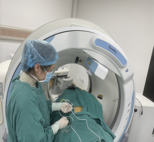 双极射频是什么疼痛科｜开展双极神经射频，为带状疱疹患者斩断 “痛根”_https://www.jmylbn.com_新闻资讯_第4张