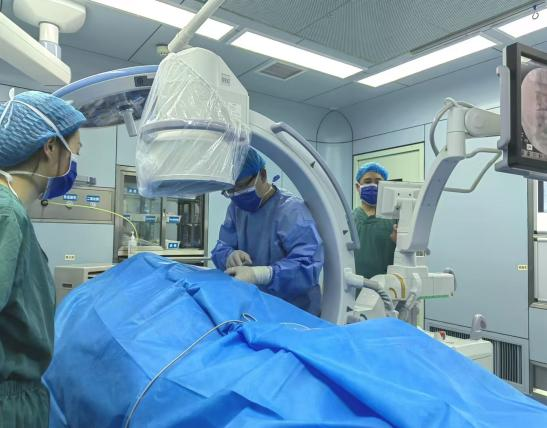 重医附属璧山医院脊养中心：中西结合，技术引领康养新风尚