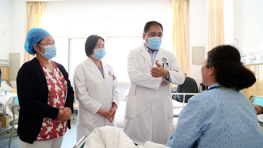 开刀孔怎么开刀一针解除腰痛 仅留针眼小孔 不开刀等离子射频消融术巧治腰椎间盘突出_https://www.jmylbn.com_新闻资讯_第3张