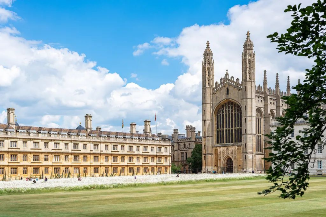 8所英格兰大学:伦敦玛丽女王大学,诺丁汉大学,南安普顿大学,纽卡斯尔