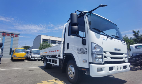 让卡友放100个心的国六轻卡 庆铃五十铃kv100订车立减700_浙江金庆铃