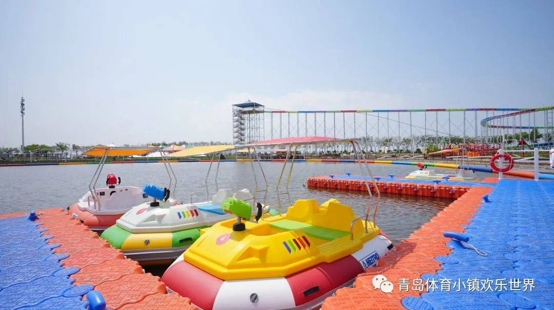 在青岛水上乐园,清凉一夏