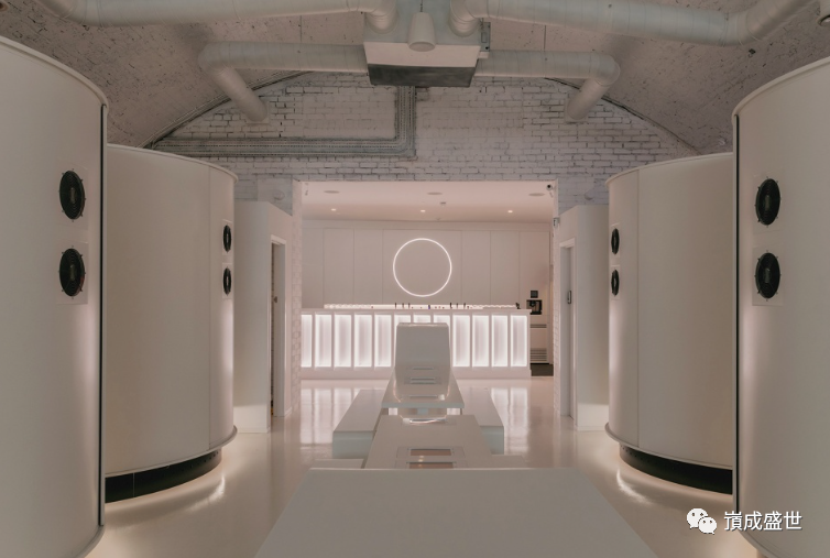 伦敦OTHERWORLD游戏体验馆：沉浸式虚拟现实的极致享受