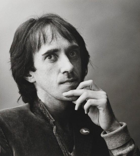 乔纳森·普莱斯(jonathan pryce)