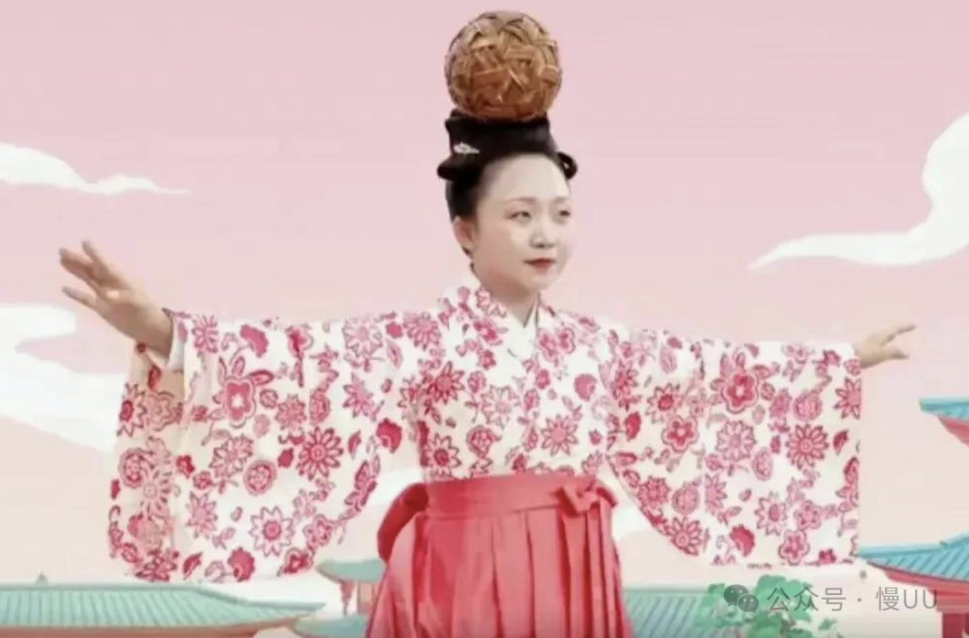 29岁辣目洋子，活成资本的丑孩子？