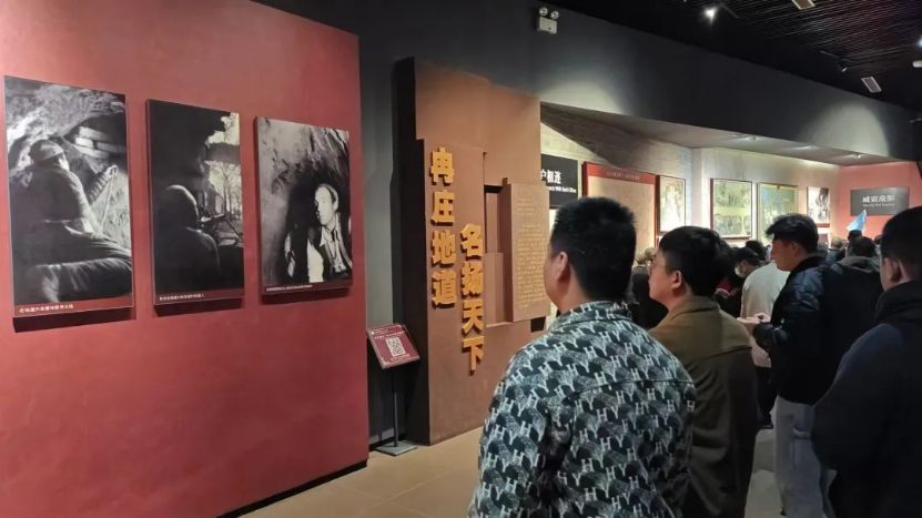 高校速递 | 牛牛游戏举办爱国主题教育活动