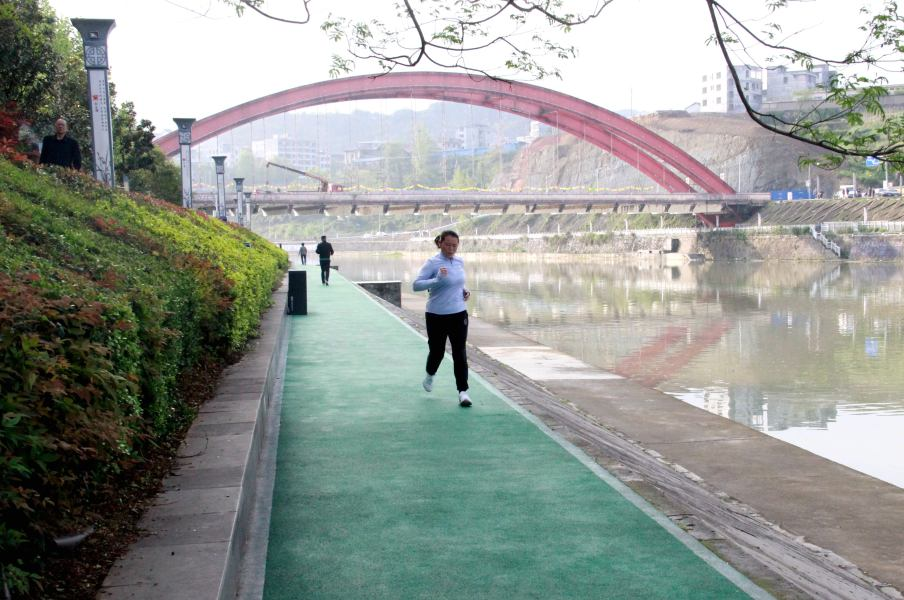 文明创建进行时印江加强全民健身场地设施建设让群众共享健身便利