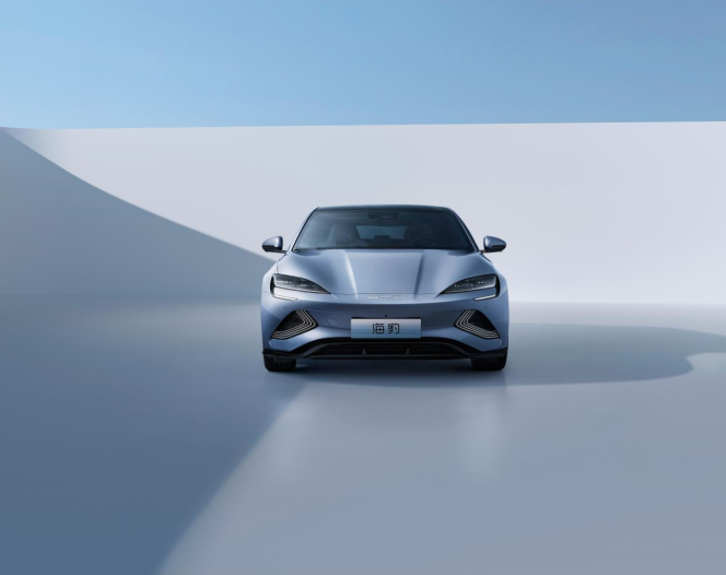 成就万亿比亚迪的两大利器：刀片电池与CTB！的图20