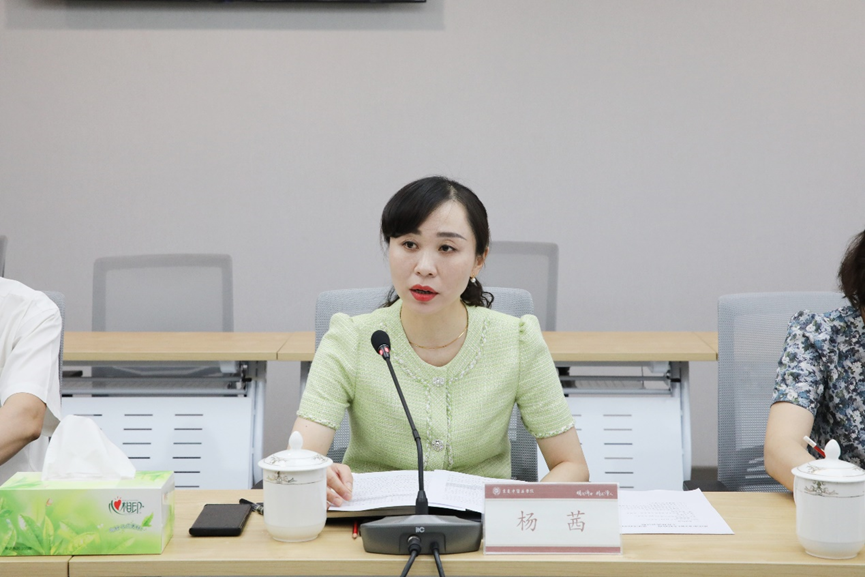 重庆中医药学院与永川区人民政府举行校地合作座谈会