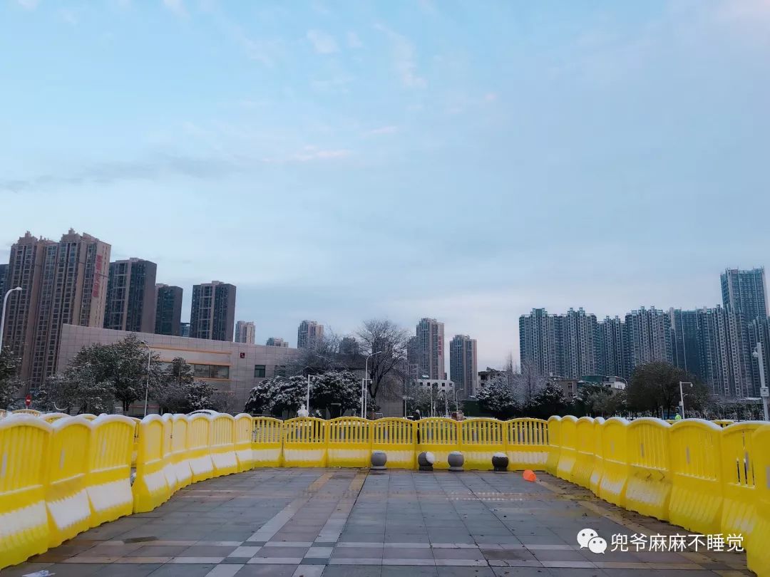 以为自己战胜了新冠肺炎，嘚瑟几天后，我被送入武汉方舱医院！（组图） - 70