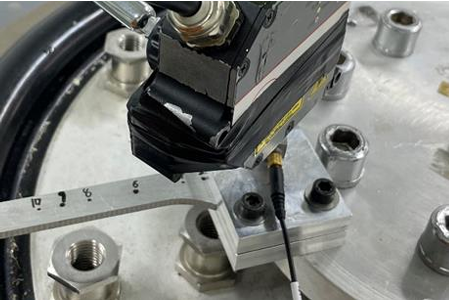 发动机叶片振动疲劳性能的探测与研究--某单位使用汉航NTS.LAB VCS进行叶片振动疲劳试验的图8