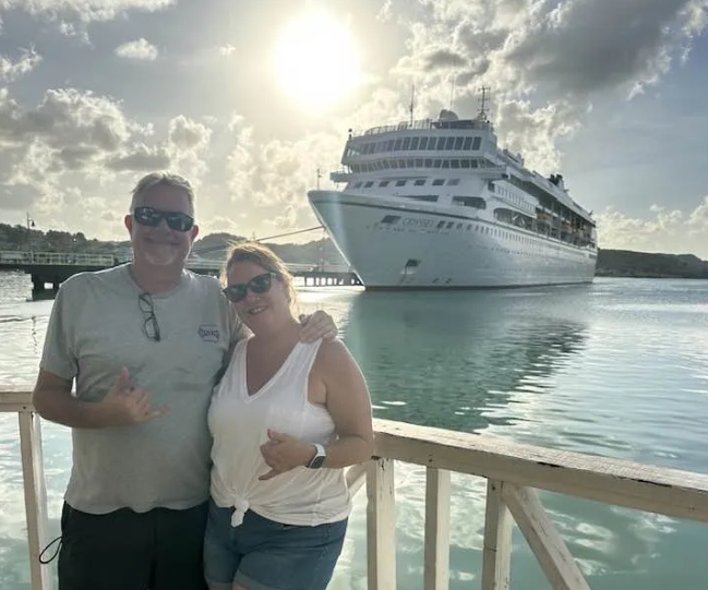 退休夫妇花10万“邮轮养老”：船上住15年，包吃包打扫，环游世界4圈，比房租便宜得多！