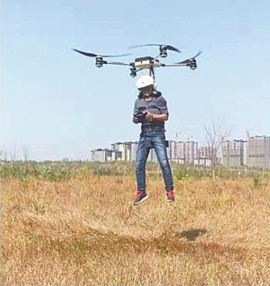 武汉理工大学智能飞行包实物图