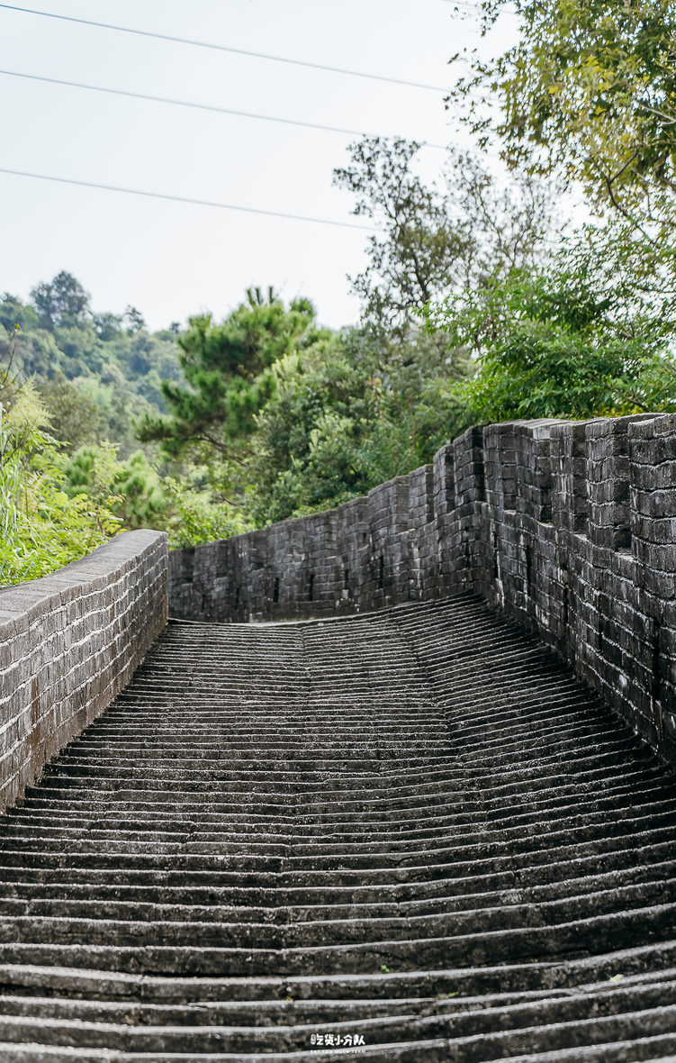 ���ڡ�С���ǡ�������ɽ�ּ�