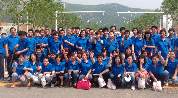 江南官方app
理事单位强元芯电子（广东）有限公司团建