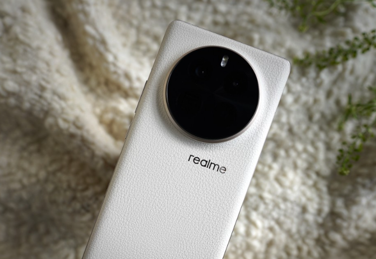 2024 价格“完美”的三款手机