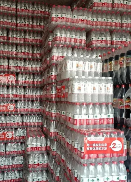 魔幻康师傅怡宝也被裹挟其中到底谁在捧杀娃哈哈