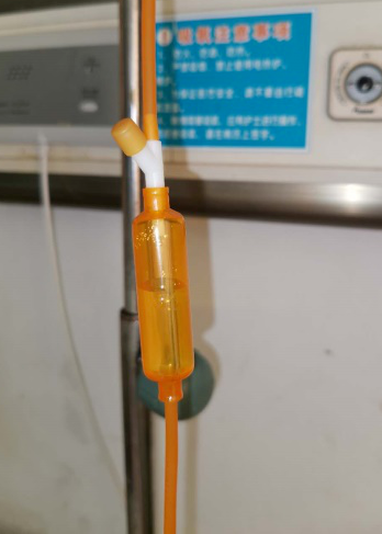 避光输液器有什么作用避光输液器可能带来的安全隐患，护士注意到了吗？_https://www.jmylbn.com_新闻资讯_第2张